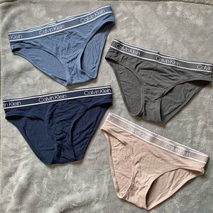 Bundle of 4 Calvin Klein bikini panties XS